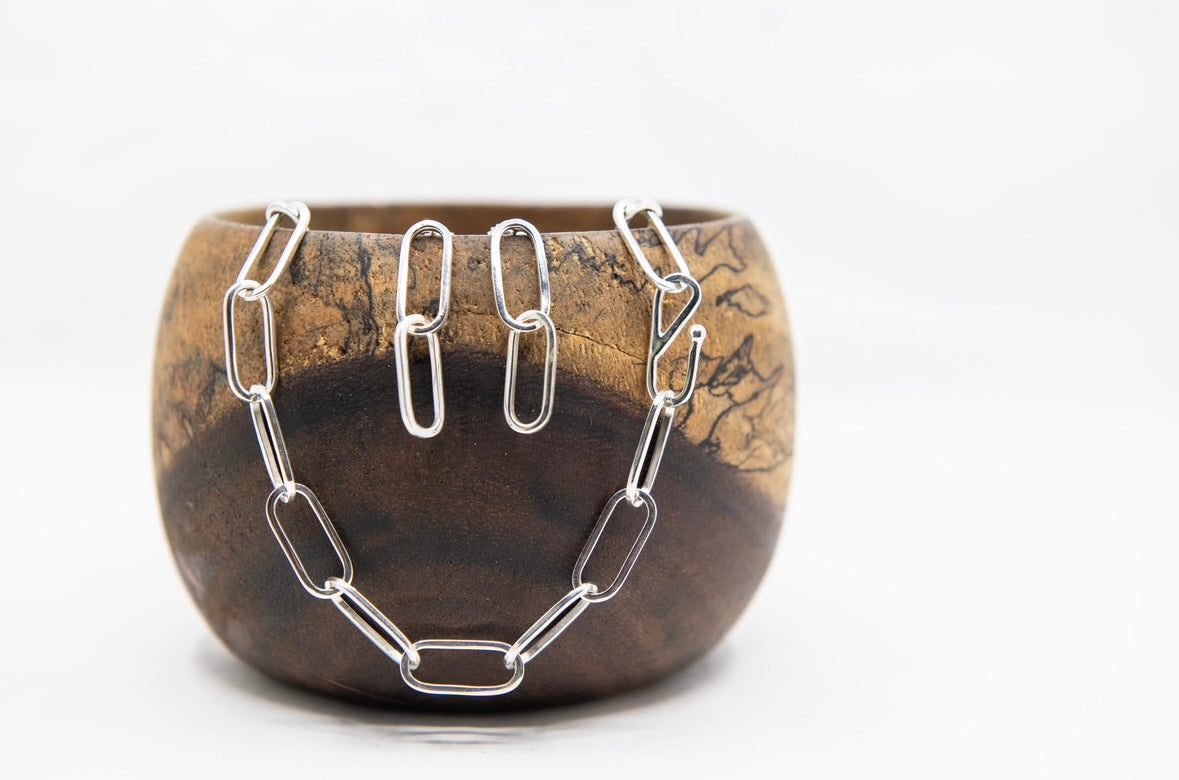 Paper clip chain